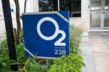 Apartamento à venda com 96m², 3 quartos e 2 vagas Apartamento à venda com 96m², 3 quartos e 2 vagasFachada