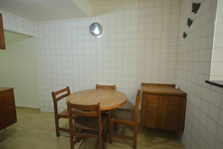 Copa/Cozinha  de casa para alugar com 2 quartos, 105m² em Ferrazópolis, São Bernardo do Campo