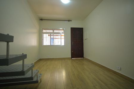 Casa para alugar com 105m², 2 quartos e 1 vagaSala