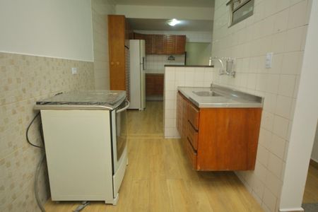 Casa para alugar com 105m², 2 quartos e 1 vagaCozinha 