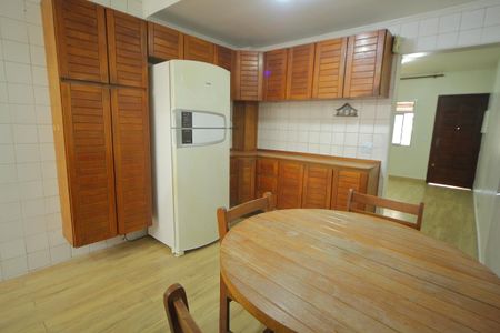 Casa para alugar com 105m², 2 quartos e 1 vagaCopa/Cozinha 