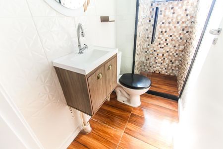 Banheiro de apartamento à venda com 2 quartos, 43m² em Vila Princesa Isabel, São Paulo