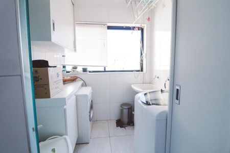 Área de Serviço de apartamento à venda com 3 quartos, 97m² em Vila Pauliceia, São Paulo