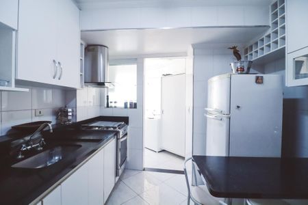 Cozinha de apartamento à venda com 3 quartos, 97m² em Vila Pauliceia, São Paulo