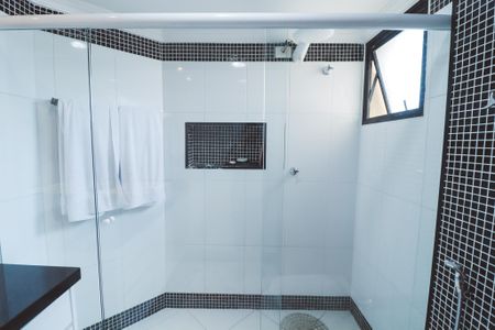 Apartamento à venda com 97m², 3 quartos e 2 vagasBanheiro da Suíte