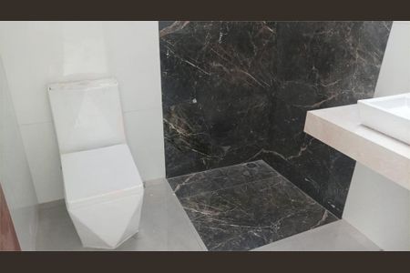 Casa à venda com 90m², 3 quartos e 2 vagas
