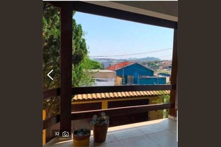 Casa à venda com 3 quartos, 235m² em Jardim Estadio, Jundiaí