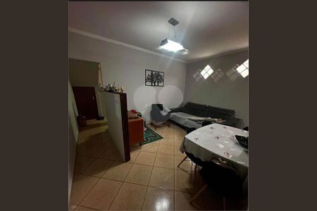Casa à venda com 4 quartos, 220m² em Jardim Pacaembu, Jundiaí