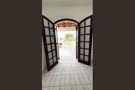 Casa à venda com 3 quartos, 200m² em Jardim das Tulipas, Jundiaí
