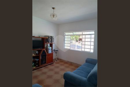 Casa à venda com 4 quartos, 195m² em Vila Marlene, Jundiaí