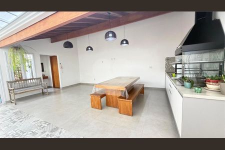 Casa à venda com 3 quartos, 128m² em Jardim Ermida I, Jundiaí