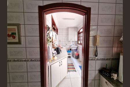 Casa à venda com 3 quartos, 220m² em Jardim Pacaembu, Jundiaí
