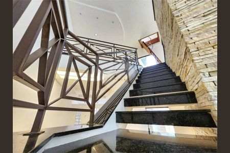 Casa à venda com 3 quartos, 354m² em Vila Zelina, São Paulo