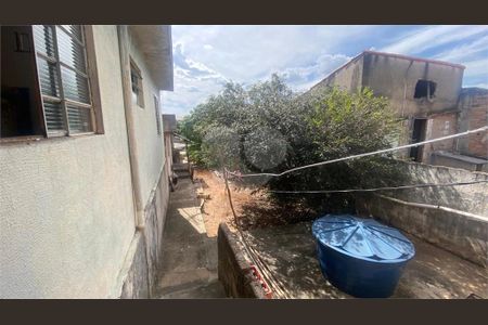 Casa à venda com 1 quarto, 200m² em Vila Marlene, Jundiaí