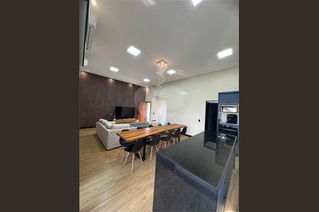 Casa à venda com 4 quartos, 208m² em Jardim Celeste, Jundiaí