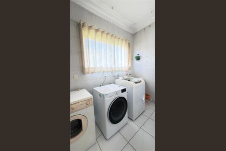 Casa à venda com 3 quartos, 262m² em Jardim Samambaia, Jundiaí