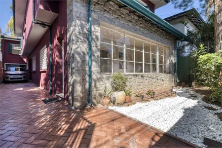 Casa à venda com 4 quartos, 322m² em Jardim Paulistano, São Paulo