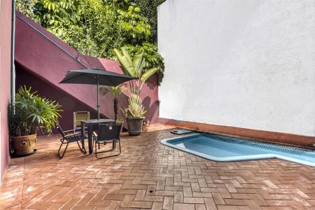 Casa à venda com 4 quartos, 322m² em Jardim Paulistano, São Paulo