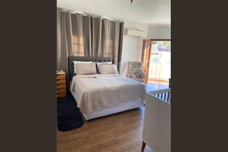 Casa à venda com 315m², 4 quartos e 5 vagas