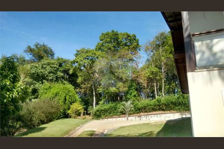 Casa à venda com 505m², 5 quartos e 3 vagas