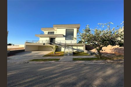 Casa à venda com 3 quartos, 266m² em Jardim Celeste, Jundiaí