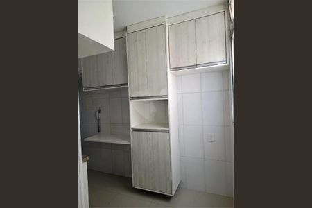 Apartamento à venda com 74m², 3 quartos e 1 vaga