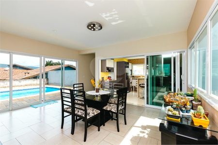 Casa à venda com 4 quartos, 361m² em Jardim Tereza Cristina, Jundiaí