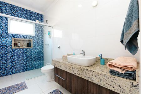 Casa à venda com 4 quartos, 361m² em Jardim Tereza Cristina, Jundiaí