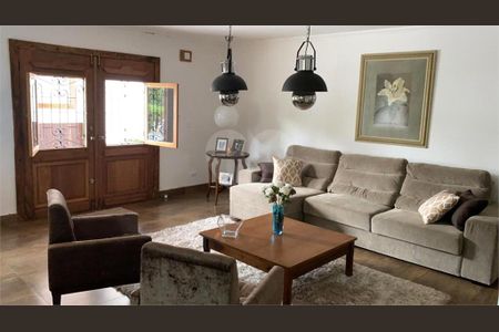 Casa à venda com 4 quartos, 600m² em Caxambu, Jundiaí