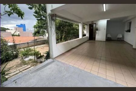 Casa à venda com 221m², 3 quartos e 2 vagas