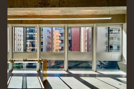 Apartamento à venda com 337m², 3 quartos e 2 vagas