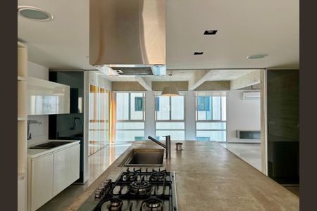 Apartamento à venda com 337m², 3 quartos e 2 vagas