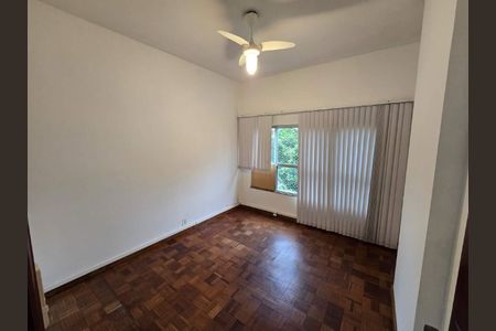 Apartamento à venda com 77m², 2 quartos e 1 vaga