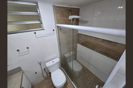 Apartamento à venda com 77m², 2 quartos e 1 vaga
