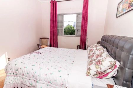 Casa à venda com 210m², 4 quartos e 2 vagas
