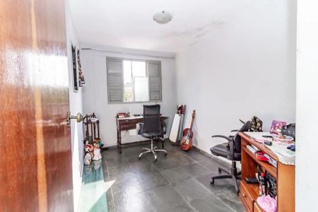 Casa à venda com 210m², 4 quartos e 2 vagas