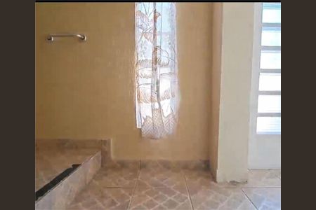 Casa à venda com 122m², 3 quartos e 1 vaga