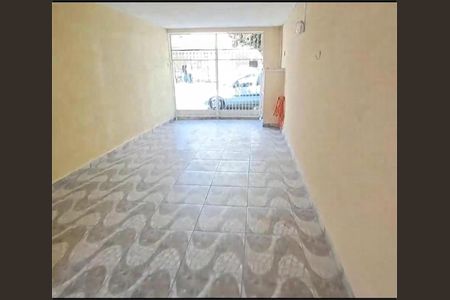 Casa à venda com 122m², 3 quartos e 1 vaga