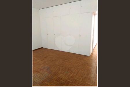 Casa à venda com 3 quartos, 279m² em Vila Vianelo, Jundiaí