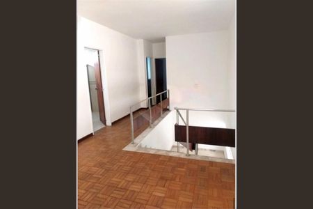 Casa à venda com 3 quartos, 279m² em Vila Vianelo, Jundiaí