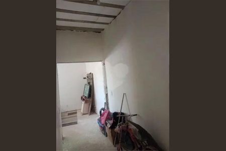 Casa à venda com 2 quartos, 80m² em Jardim Fernandes, São Paulo