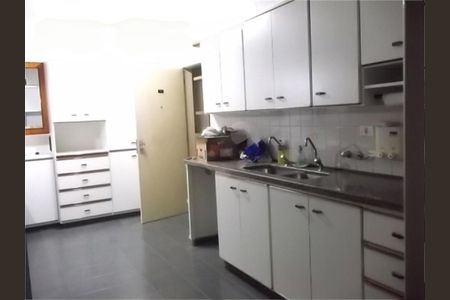 Apartamento à venda com 170m², 4 quartos e 1 vaga