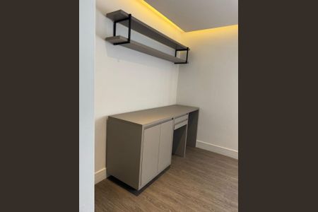 Apartamento para alugar com 81m², 1 quarto e sem vaga