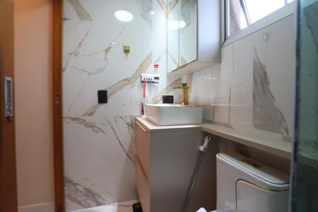 Apartamento à venda com 57m², 2 quartos e 1 vagaBanheiro