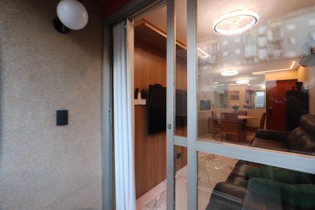 Apartamento à venda com 57m², 2 quartos e 1 vagaVaranda
