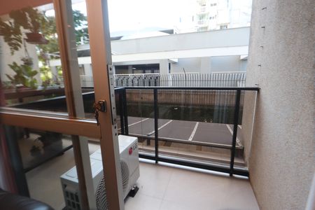 Apartamento à venda com 57m², 2 quartos e 1 vagaVaranda