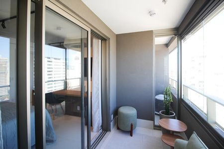 Studio para alugar com 30m², 1 quarto e sem vaga Studio para alugar com 30m², 1 quarto e sem vagaVaranda