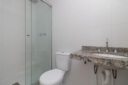 Apartamento à venda com 51m², 2 quartos e 1 vaga Apartamento à venda com 51m², 2 quartos e 1 vagaBanheiro do Quarto 2