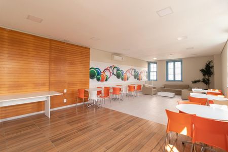 Apartamento à venda com 51m², 2 quartos e 1 vaga Apartamento à venda com 51m², 2 quartos e 1 vagaÁrea comum - Salão de festas