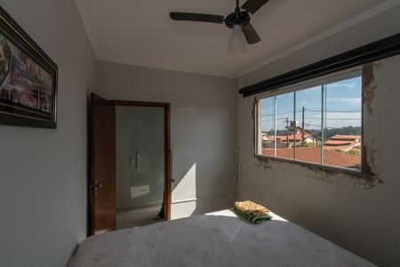 Casa à venda com 193m², 3 quartos e 3 vagas Casa à venda com 193m², 3 quartos e 3 vagasQuarto 1